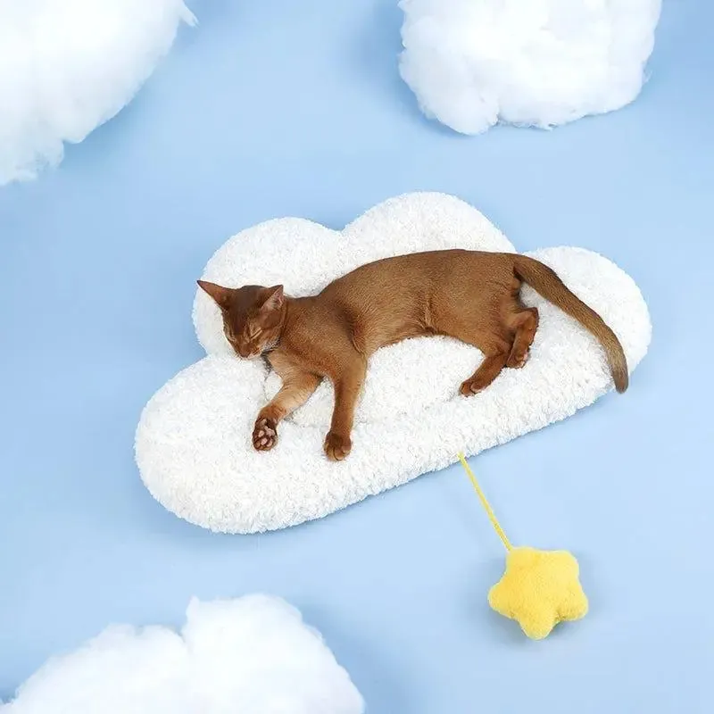 Cloud Pet Mat – Soft Sheepskin-Like Bed for Small Dogs & Cats