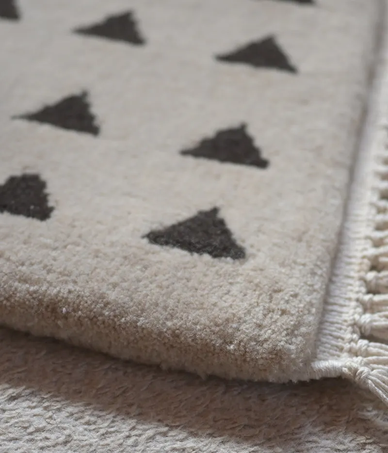 Yonezawa Dantsu Woven Wool Chair Mat {Triangles} [15%OFF]